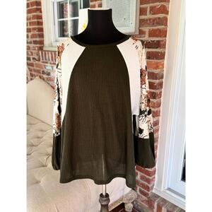 BloomChic Waffle Raglan Tee – 22/24